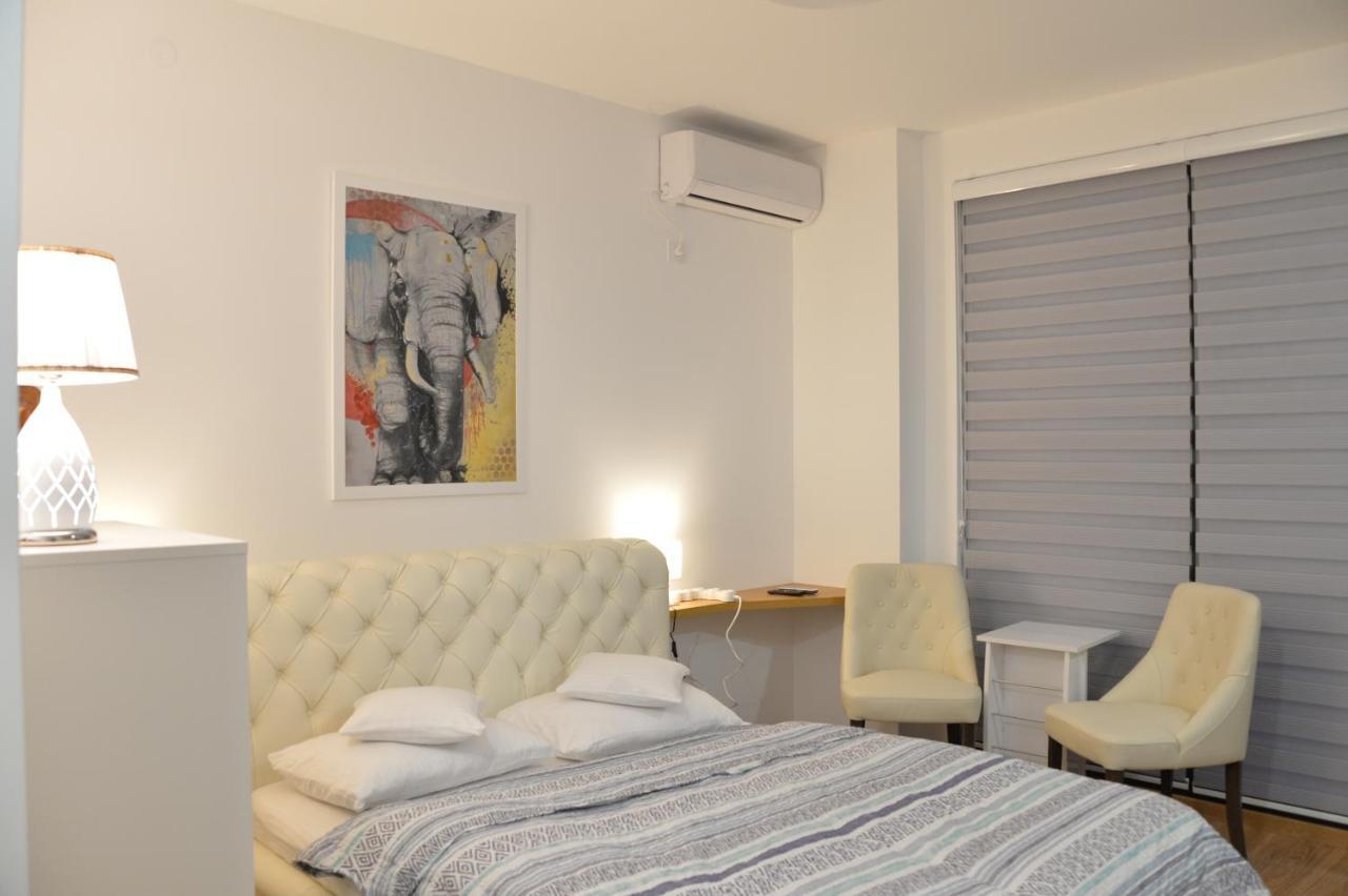 Pupin Palata Business Apartman B5 Novi Sad Eksteriør billede