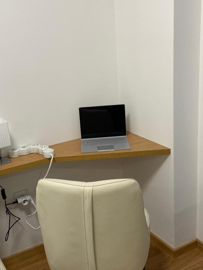 Pupin Palata Business Apartman B5 Novi Sad Eksteriør billede